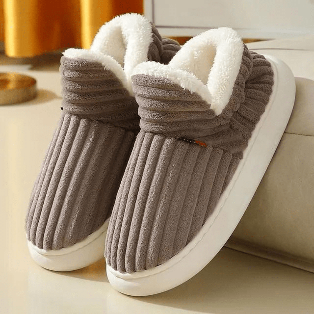 Chaussons confortables femme – Pantoufles douces en peluche pour intérieur