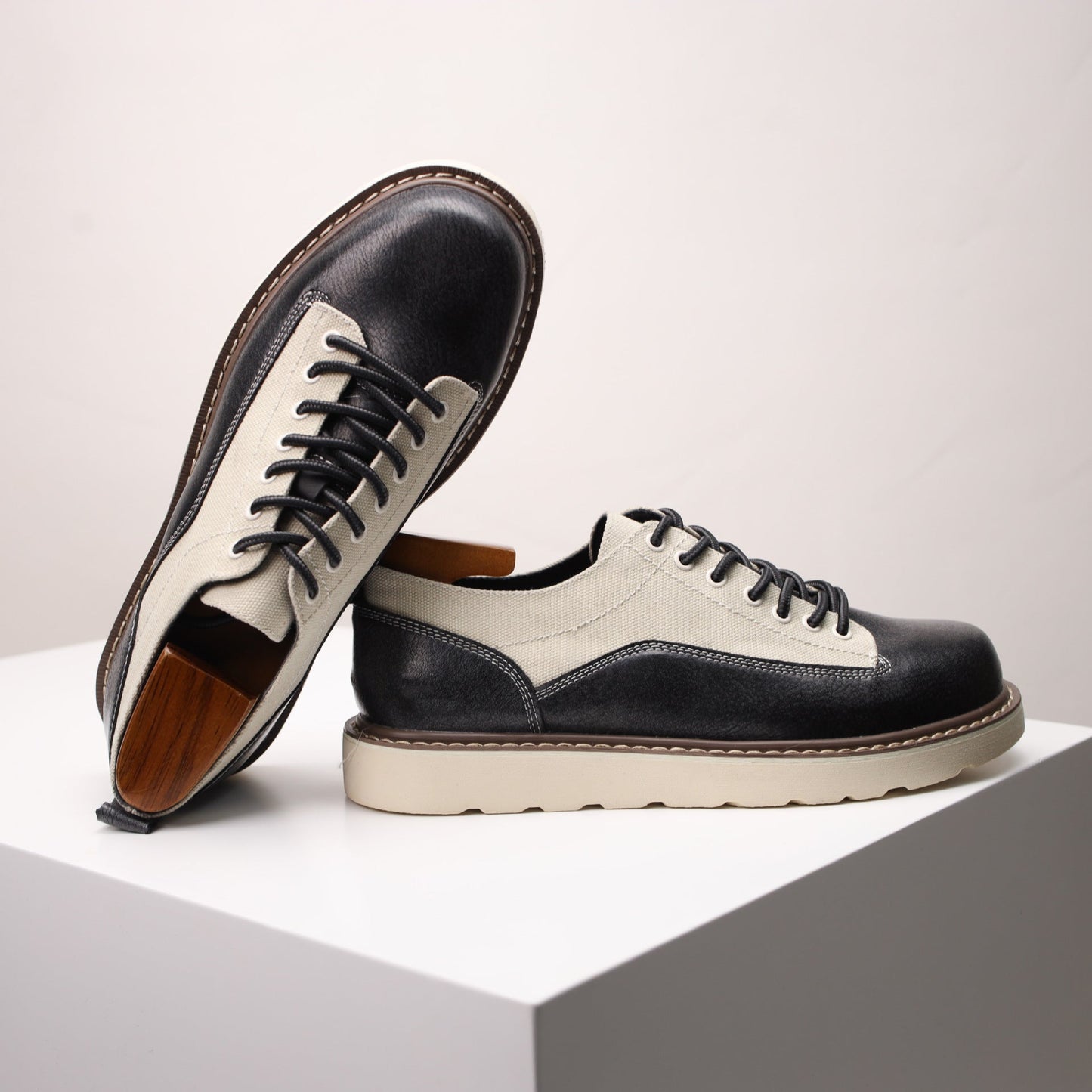 Chaussures homme en cuir vintage – Souliers élégants et confortables pour occasions spéciales