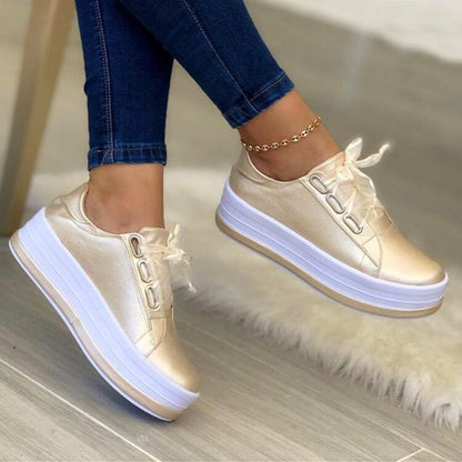 Chaussures de loisirs femme – Baskets confortables et tendance pour toutes occasions