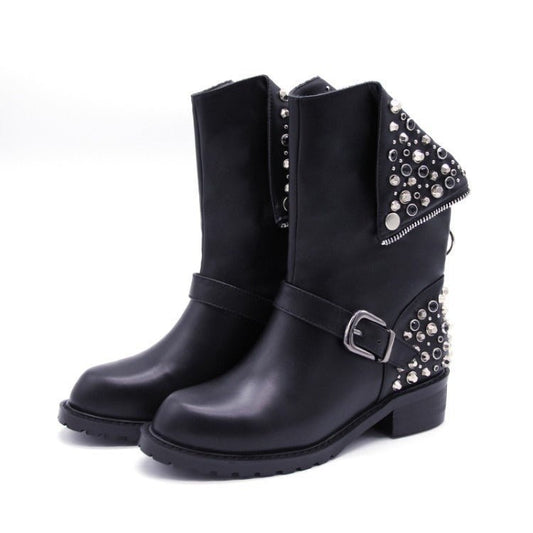 Bottes à clous femme – Bottes en cuir tendance avec clous pour look rock chic