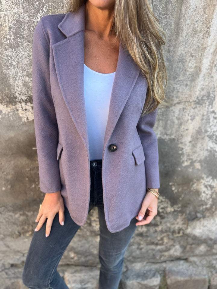 Blazer femme à un bouton – Veste élégante pour bureau et occasions spéciales